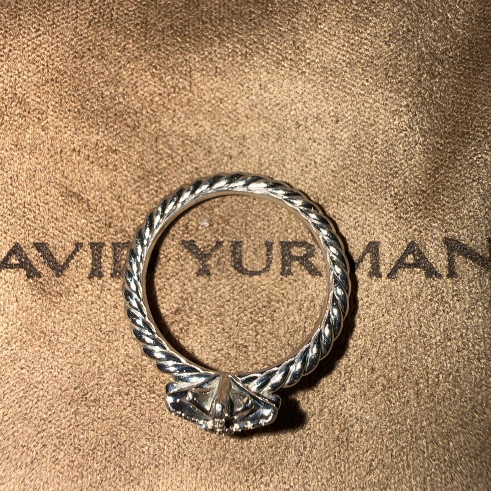 David Yurman Petite Starburst Ring with Diamonds - Picture 11 of 12